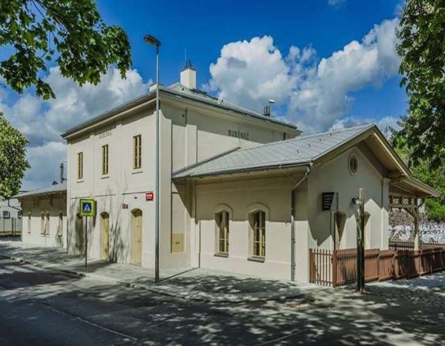 Prodej domu 190 m², pozemek 450 m², Praha, Praha Prodej domu 190 m², pozemek 450 m², Praha, Praha