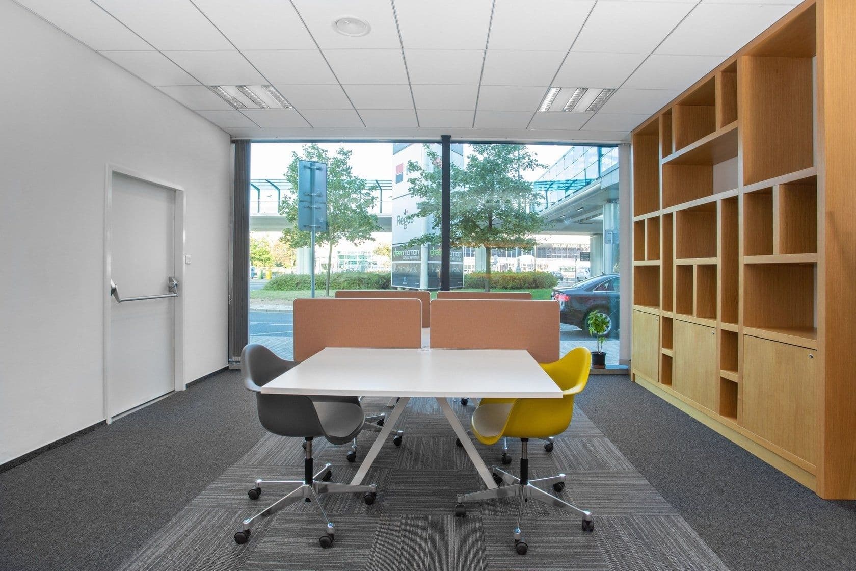 Pronájem kanceláře 50 m², Aviatická, Praha, Praha Pronájem kanceláře 50 m², Aviatická, Praha, Praha