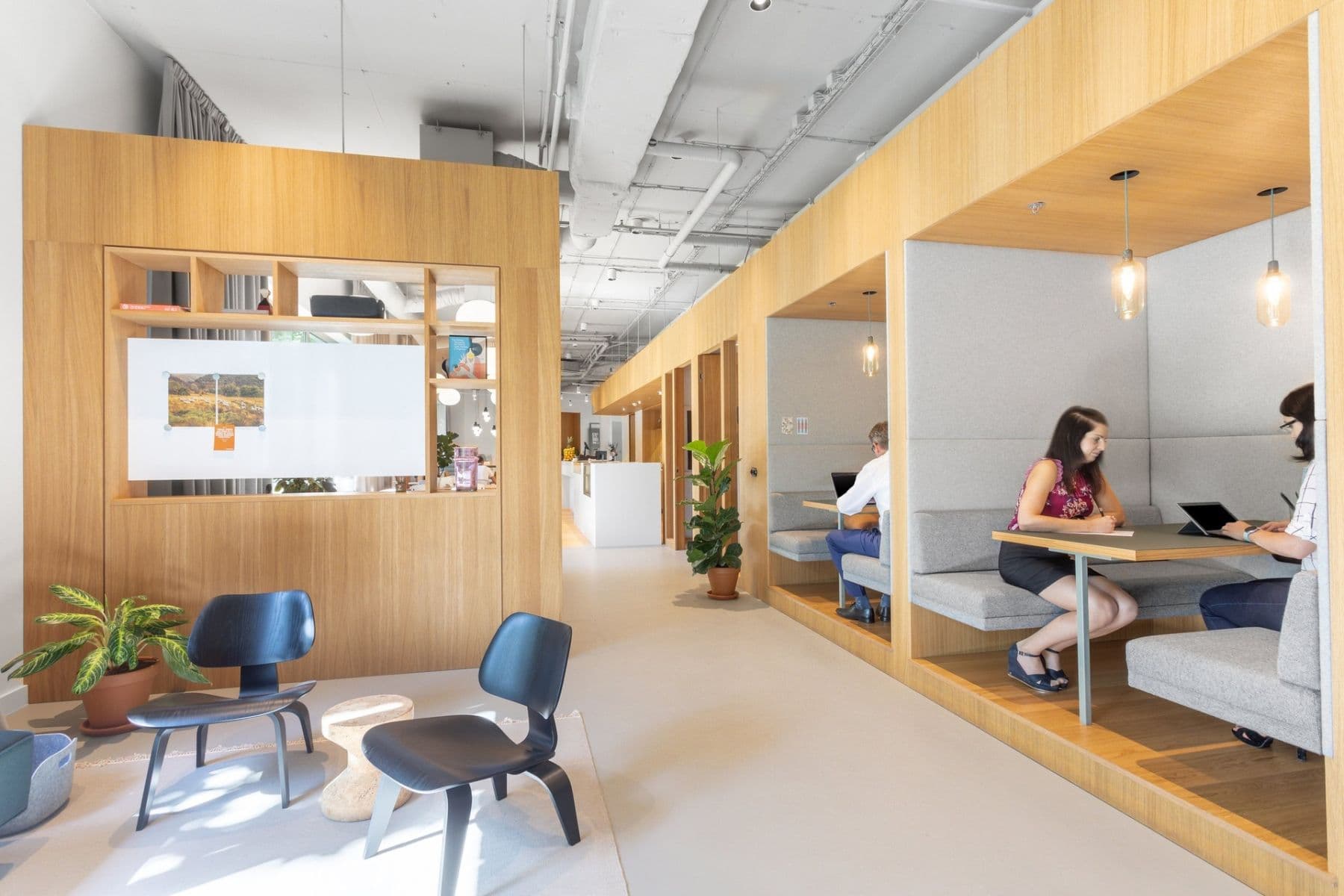 Pronájem kanceláře 60 m², Karolinská, Praha, Praha Pronájem kanceláře 60 m², Karolinská, Praha, Praha