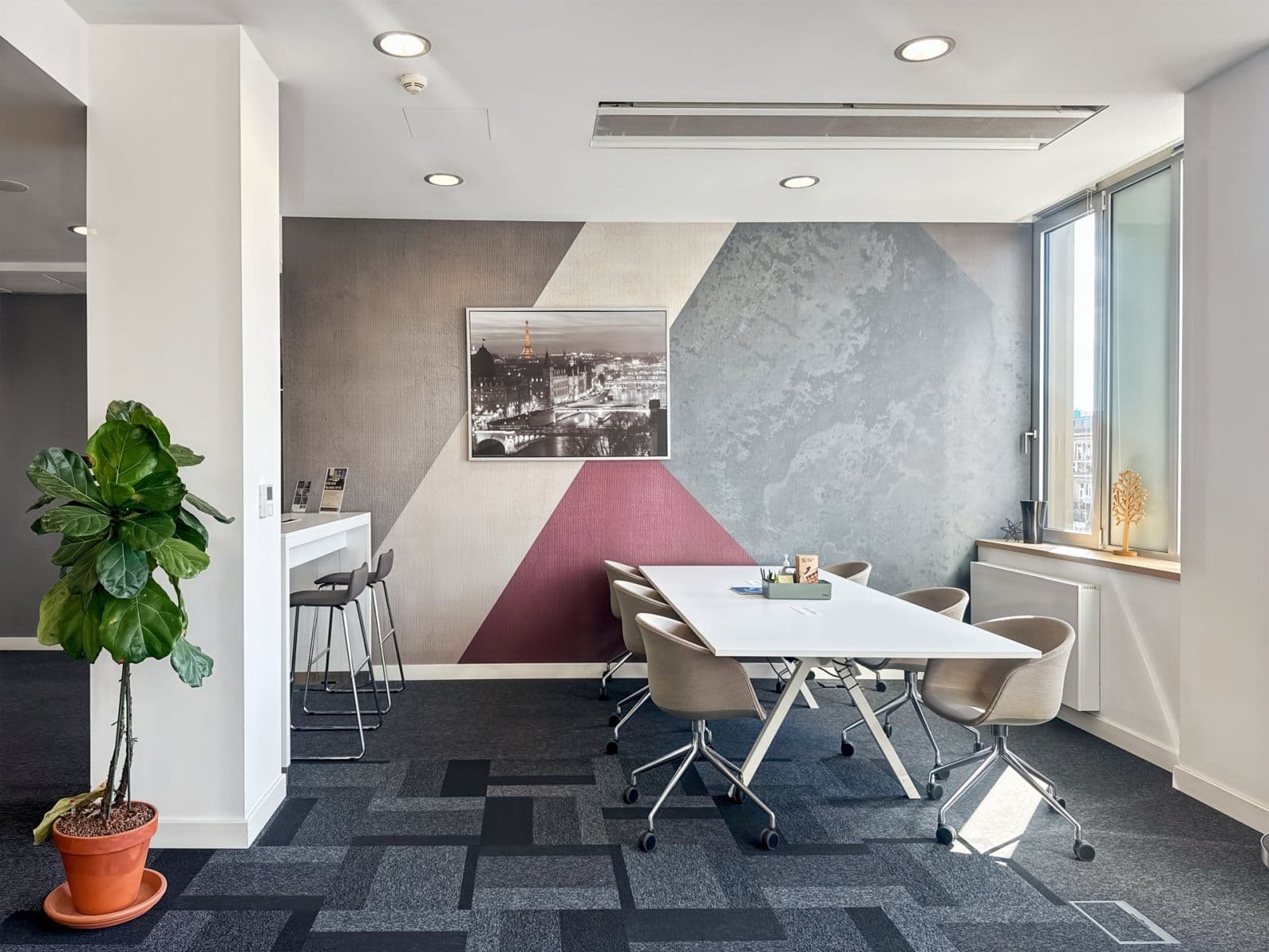 Pronájem kanceláře 75 m², Rohanské nábřeží, Praha, Praha Pronájem kanceláře 75 m², Rohanské nábřeží, Praha, Praha