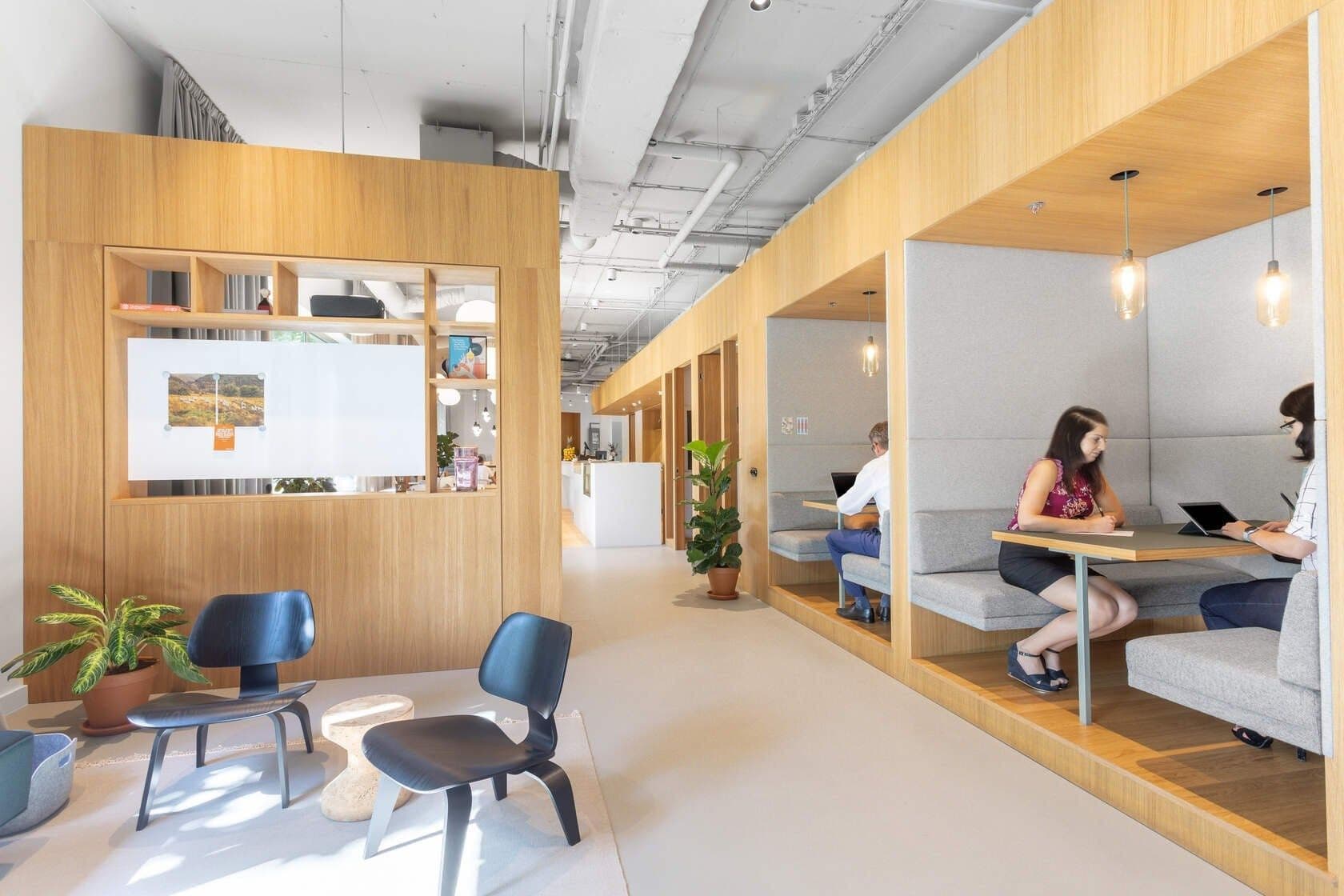 Pronájem kanceláře 110 m², Karolinská, Praha, Praha Pronájem kanceláře 110 m², Karolinská, Praha, Praha