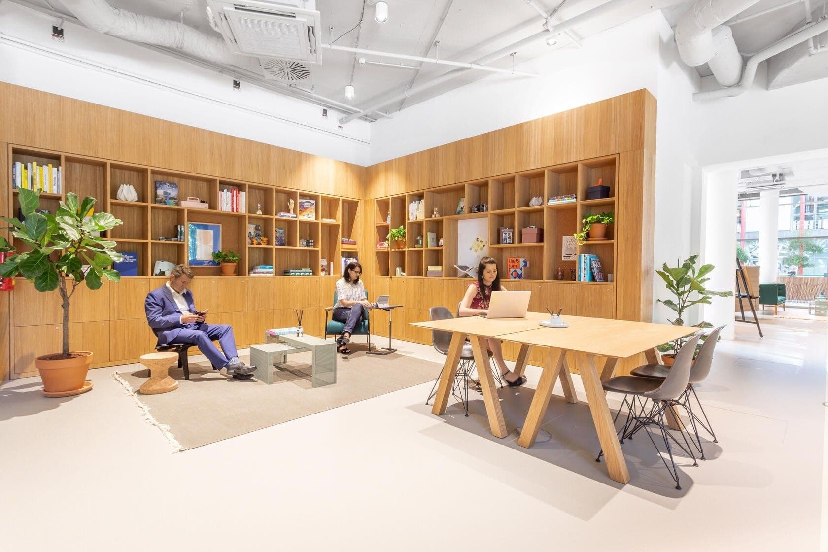 Pronájem kanceláře 110 m², Karolinská, Praha, Praha Pronájem kanceláře 110 m², Karolinská, Praha, Praha