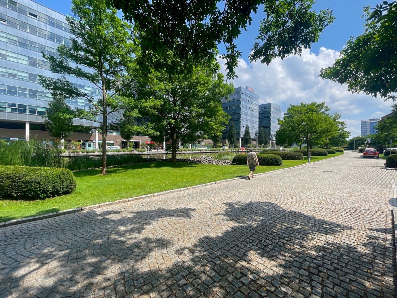 Pronájem kanceláře 110 m², Holandská, Brno, Jihomoravský kraj Pronájem kanceláře 110 m², Holandská, Brno, Jihomoravský kraj