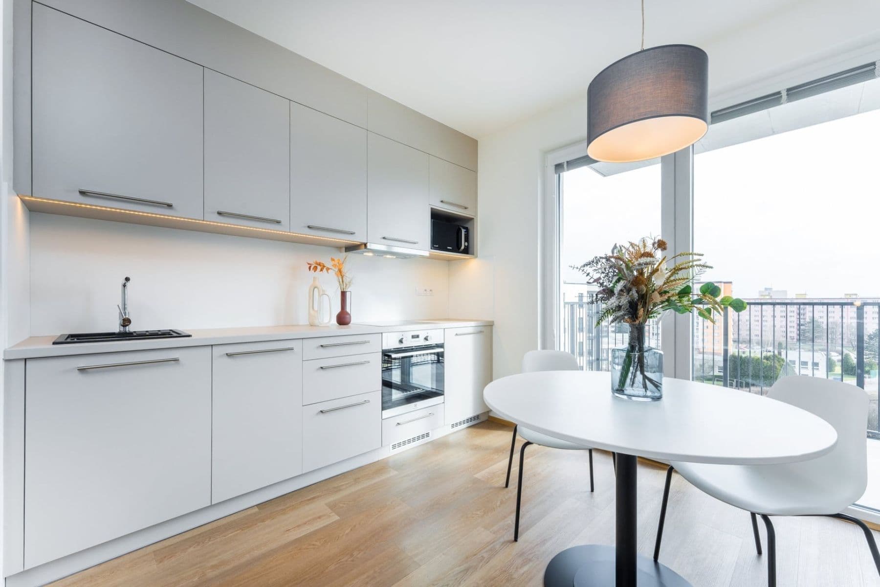 Pronájem bytu 1+kk 39 m², Františka Kováříka, Plzeň, Plzeňský kraj Pronájem bytu 1+kk 39 m², Františka Kováříka, Plzeň, Plzeňský kraj