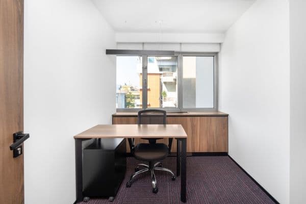 Pronájem kanceláře 50 m², Plzeňská, Pronájem kanceláře 50 m², Plzeňská,